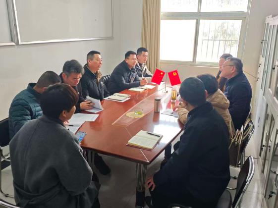 市工信局深入定点帮扶村走访慰问 共商精准帮扶良策